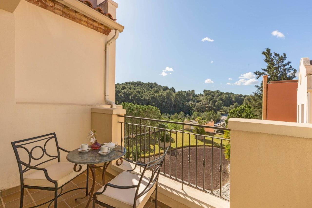 Denia Marriott La Sella Golf Resort & Spa Ngoại thất bức ảnh A balcony