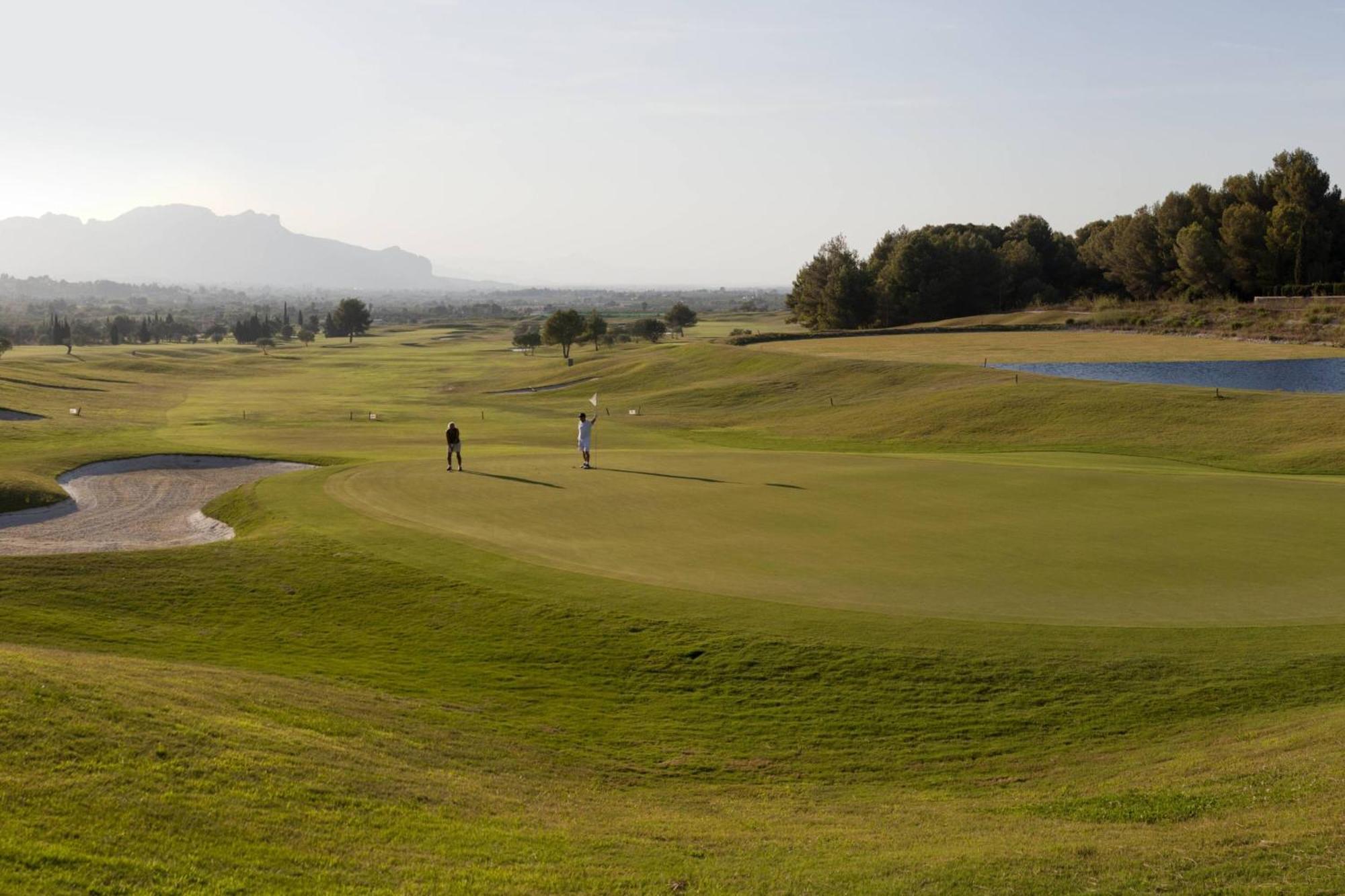 Denia Marriott La Sella Golf Resort & Spa Ngoại thất bức ảnh Golf course at the resort