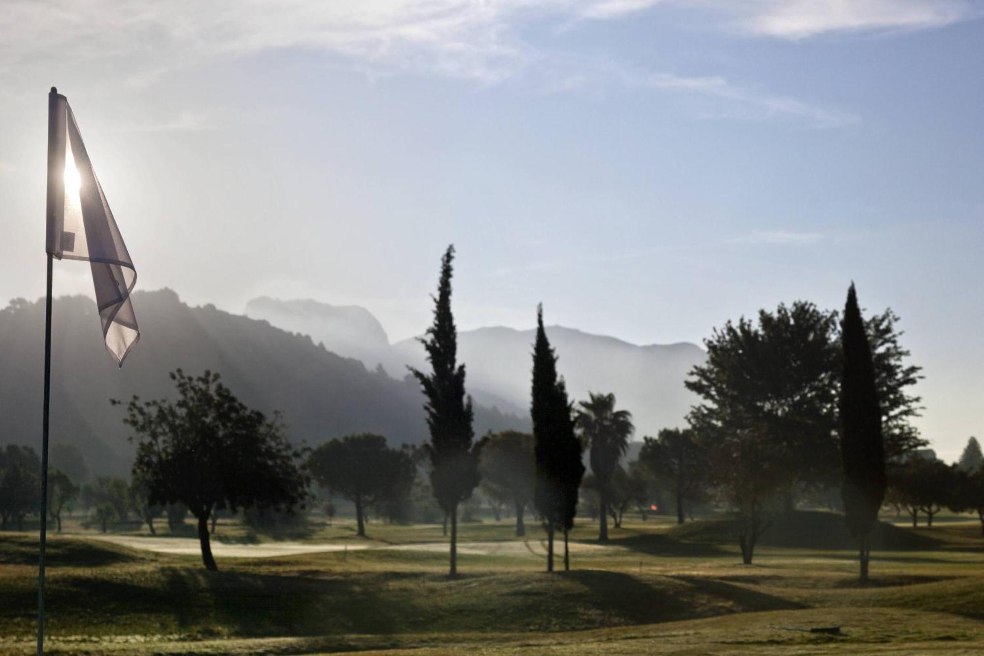 Denia Marriott La Sella Golf Resort & Spa Ngoại thất bức ảnh Golf course in the mountains of Andalusia