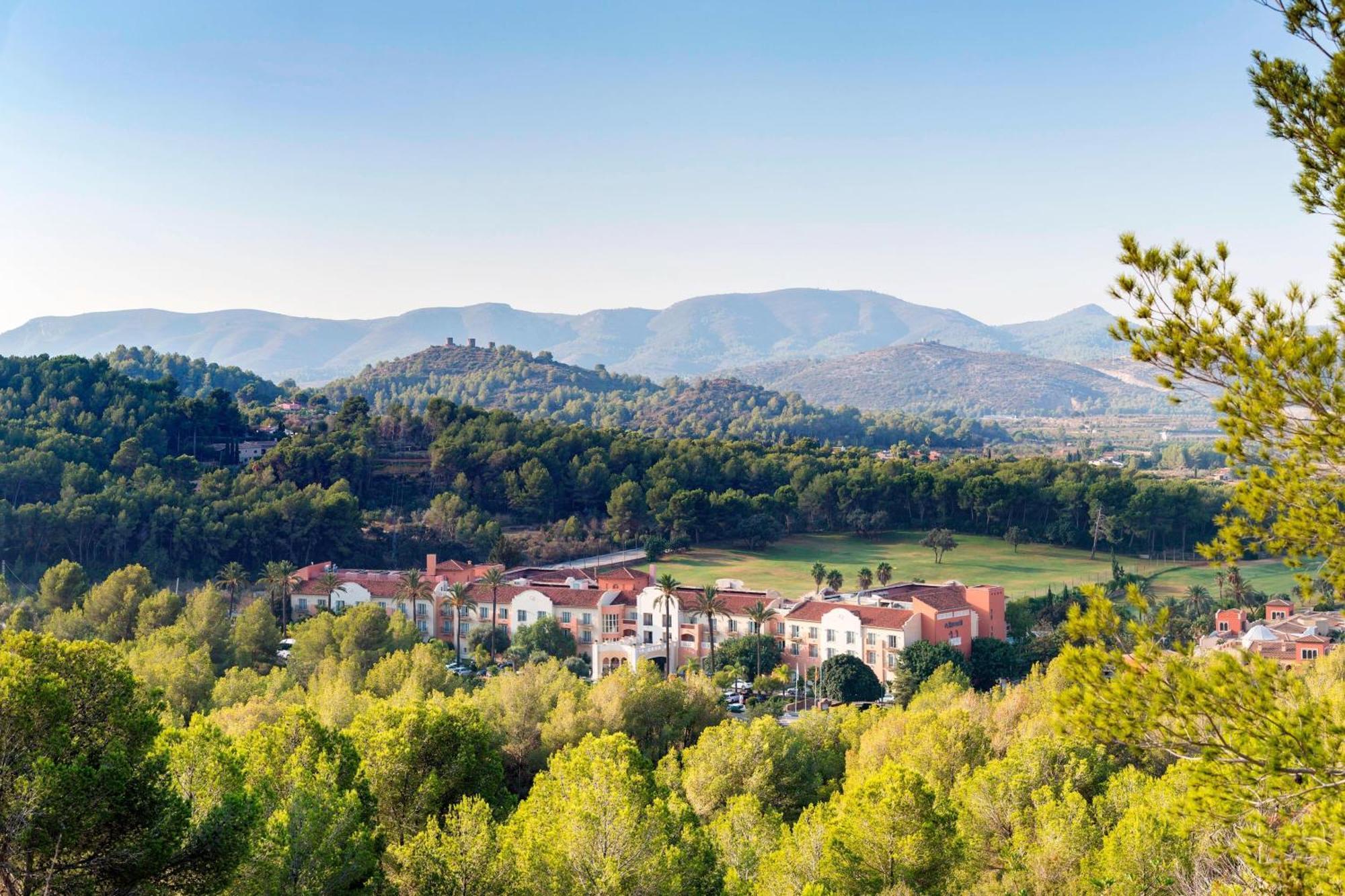 Denia Marriott La Sella Golf Resort & Spa Ngoại thất bức ảnh View of the town